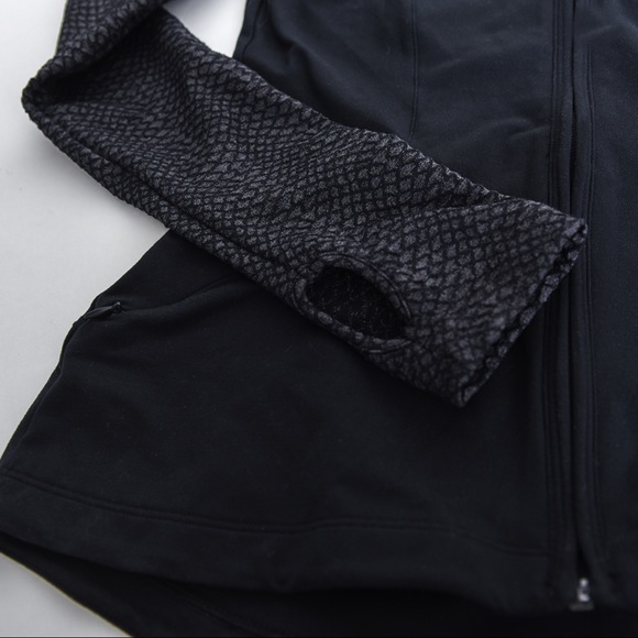 Under Armour Warm-Up Jacket - Picture 3 of 5